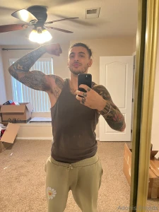 Happy monday hope everyone kicks ass this week amp gets ready for the