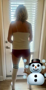 My boss from work came bye to give me my christmas bonus it was larger