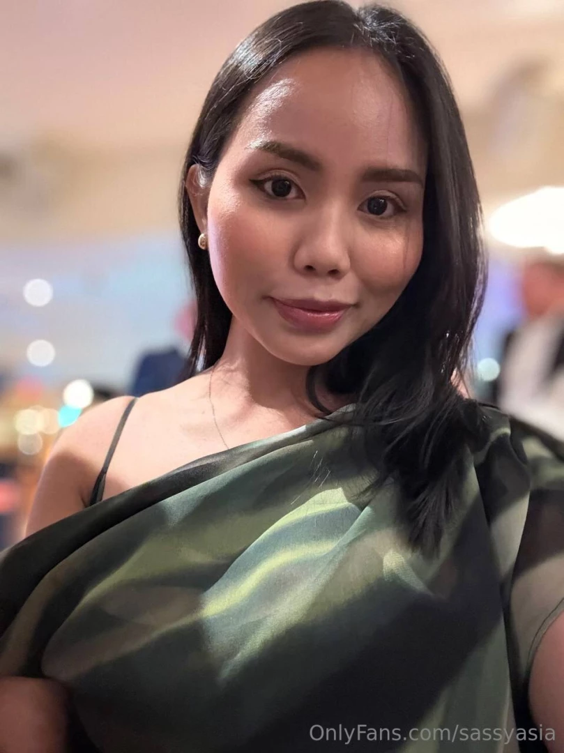 Rarely wear a dress outside but when i do i know i look good do you 