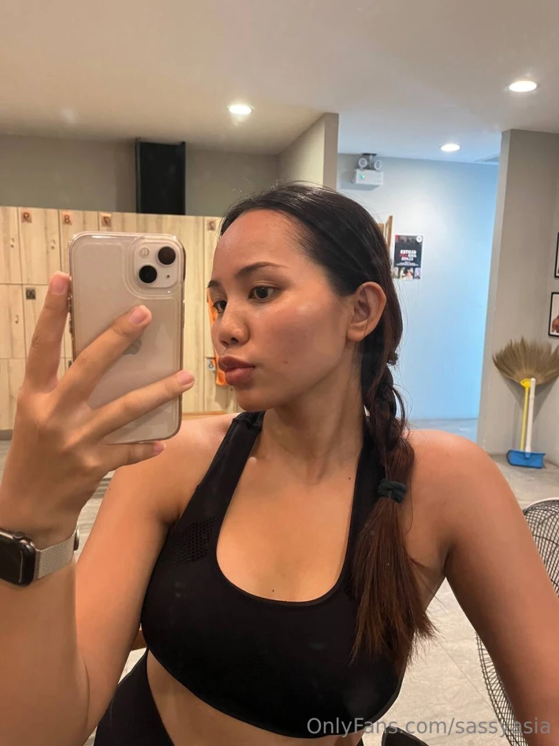 Loaded bank account bigger ass 