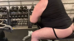 Don t worry the bench is rated for 600 pounds it can handle me for now