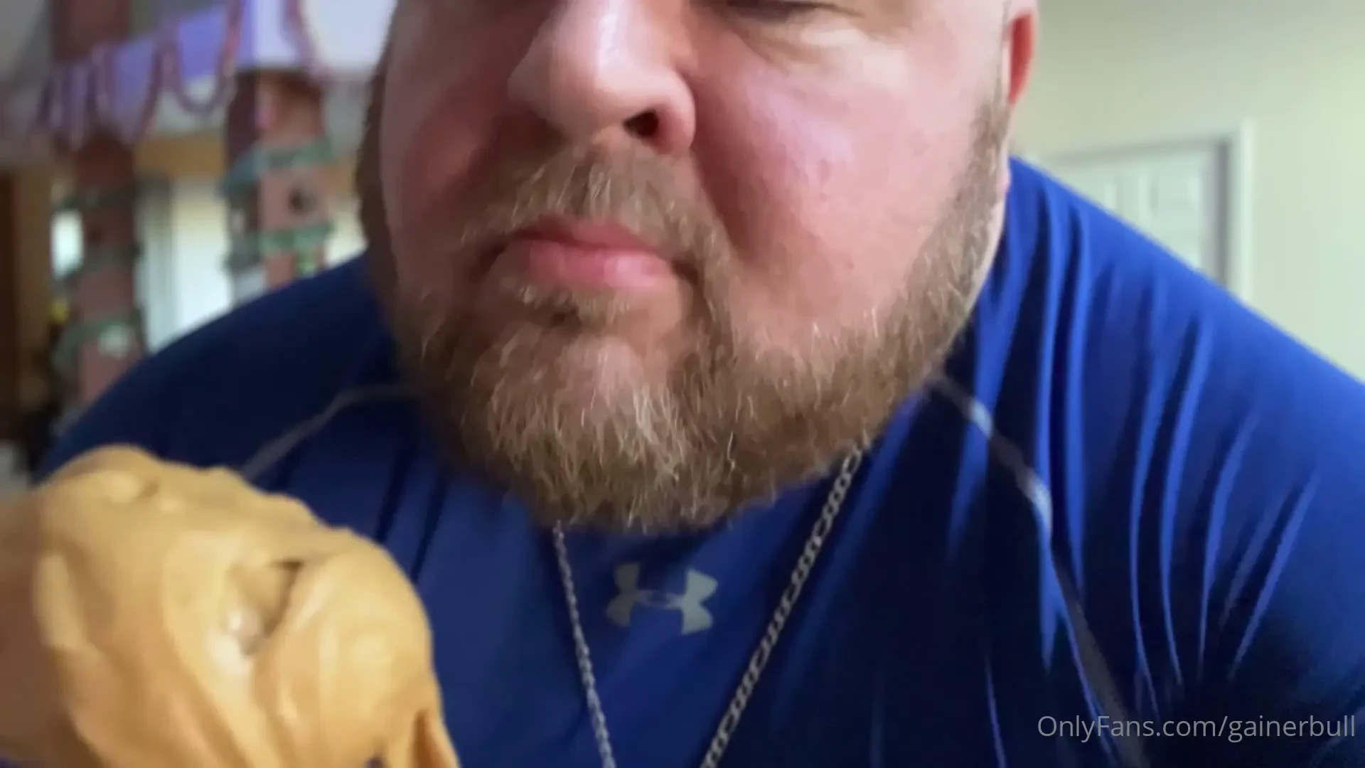 Starting the day strong with a calorie surplus for the gains 