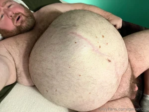 All i wanna do is grow and get off to this tank as it takes over