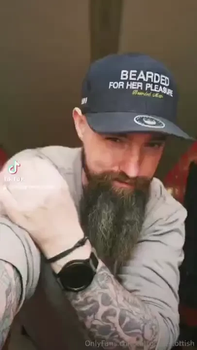 100 subs thank you one and all 