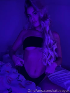 Wanna have fun tonight dm me