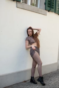 The day i met the amazing julia maze pt 1 nylon pantyhose part 1