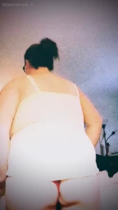 Happy valentine s day i would love to be the one who sucks the cum out