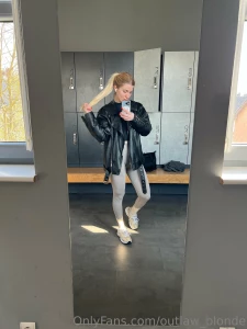 Why do i always feel like it s cold outside when i m dressed lightly