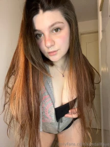 Your naughty girl is waiting for your message stop scrolling and text