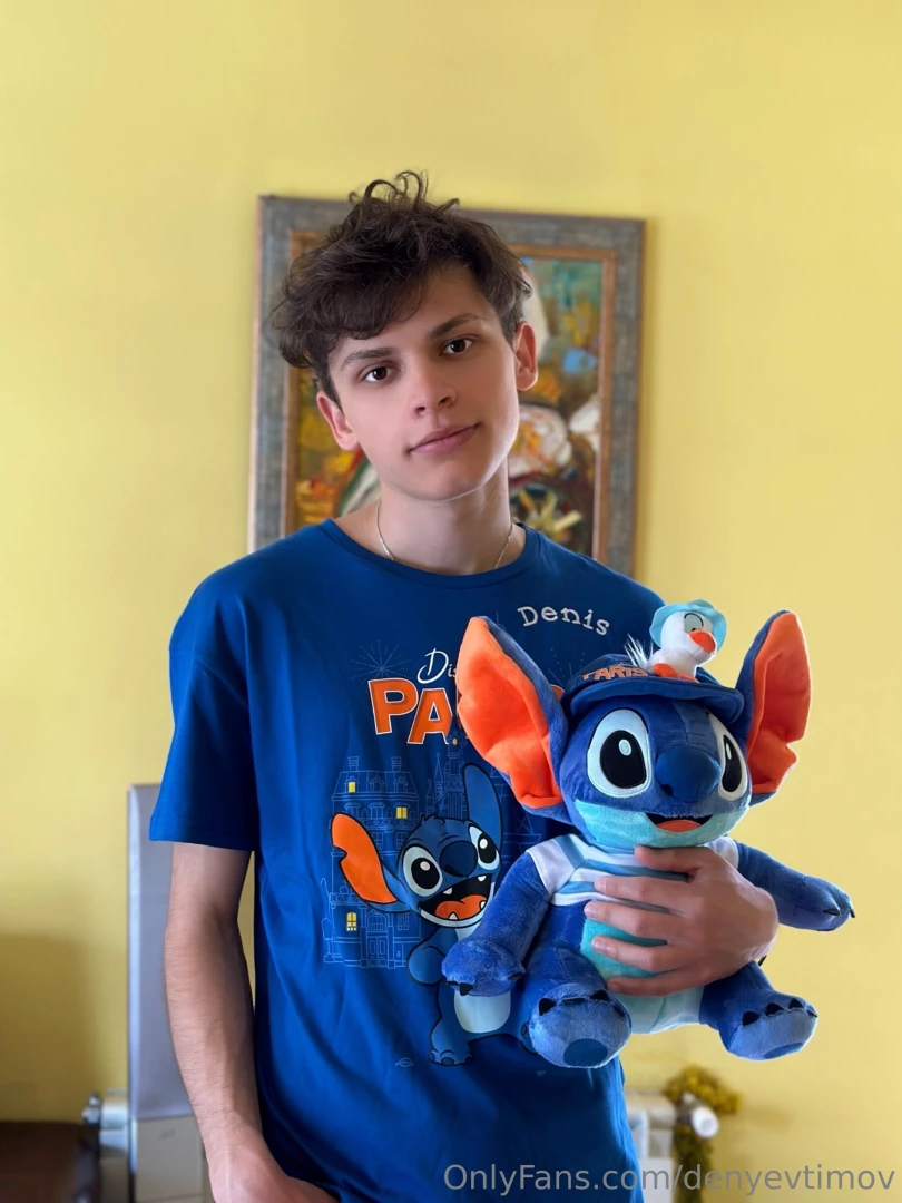 Everybody loves stitch 