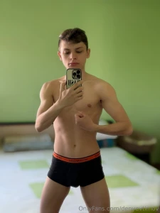 Fresh out of the shower and feeling naughty