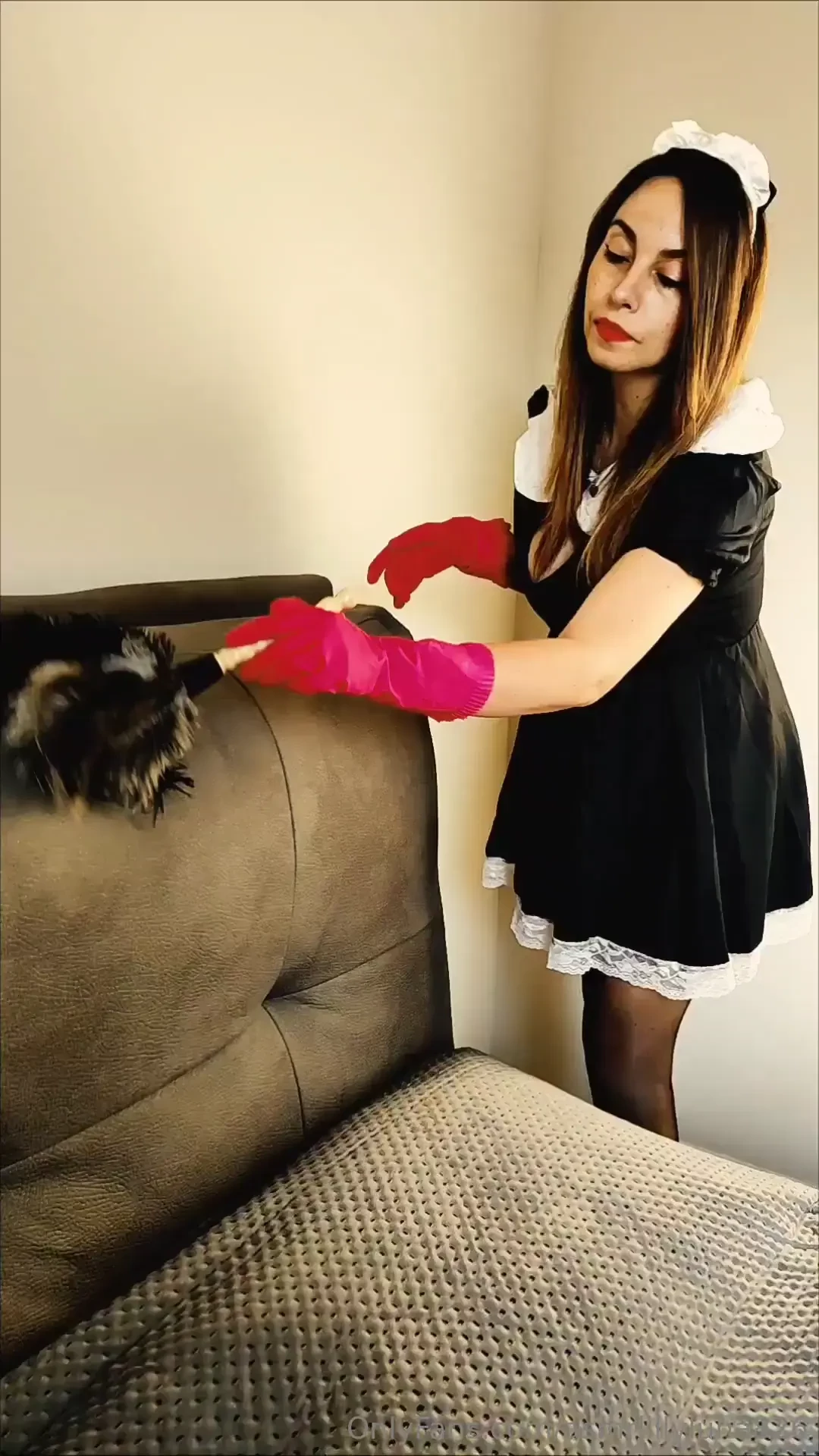 Go to my vip page to access to unlimited content 