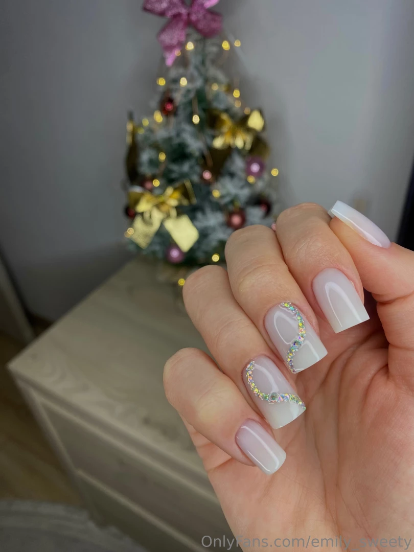 The new year has started with new nails looks like someone needs to go 