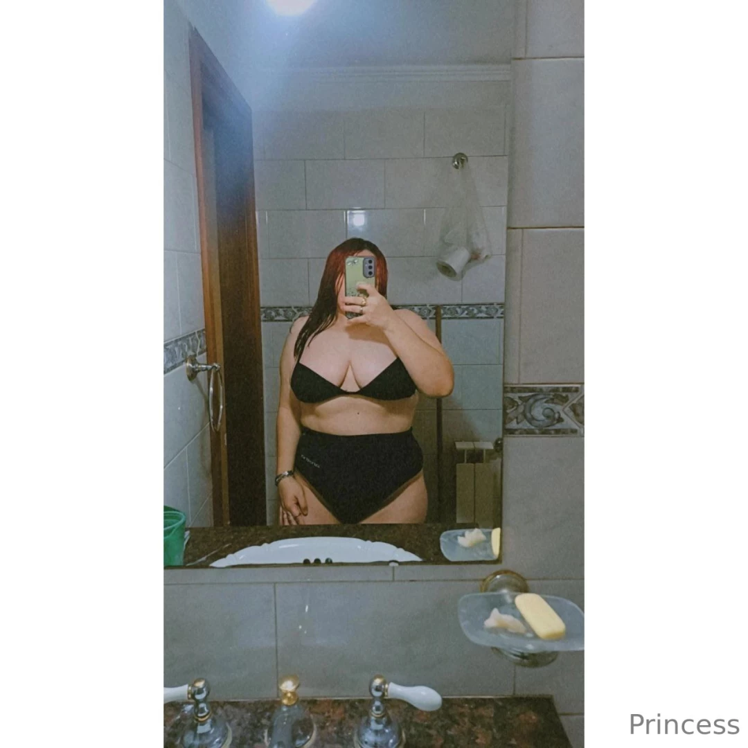 Pupiiiiiiii sexting virtual girlfriend 