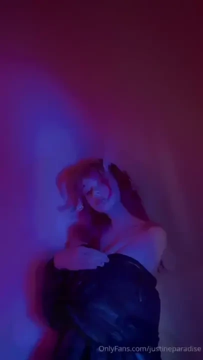 Found this app that edits lil videos 