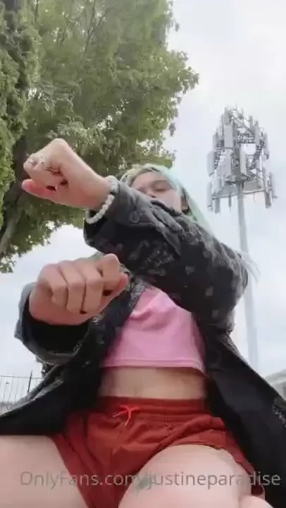 Stretching in the chicago breeze feels so goooooood 