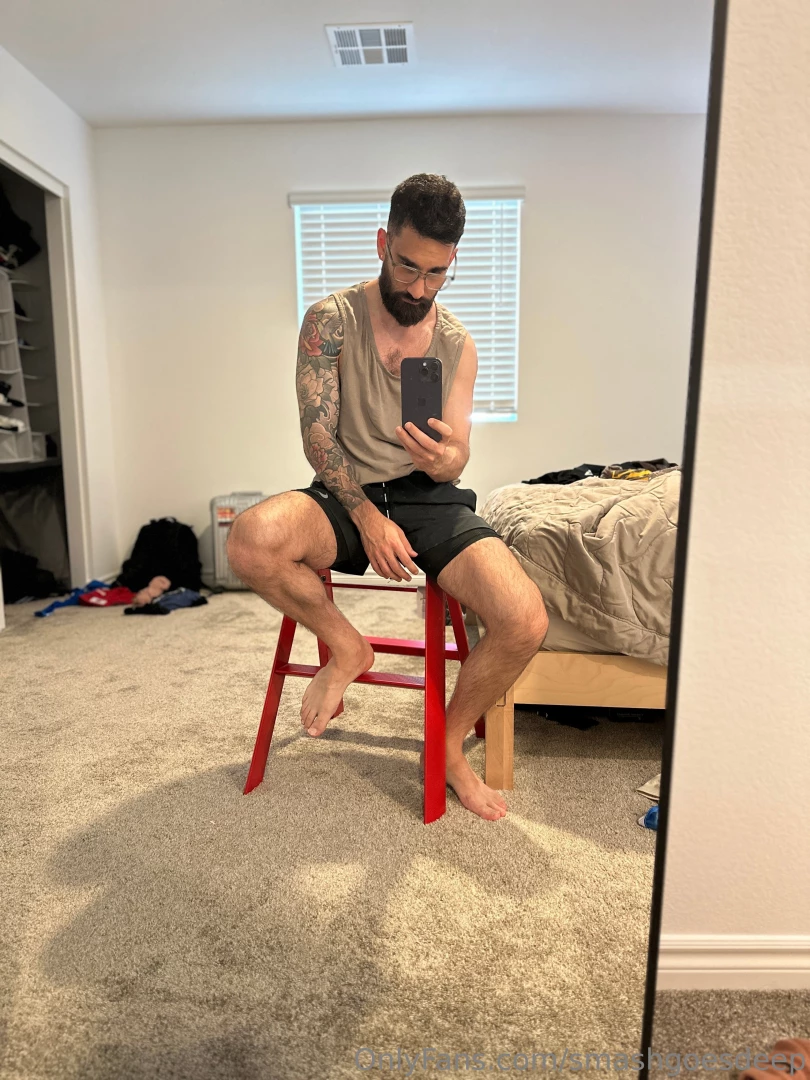 I think it s time to get a leg sleeve what do you all think 