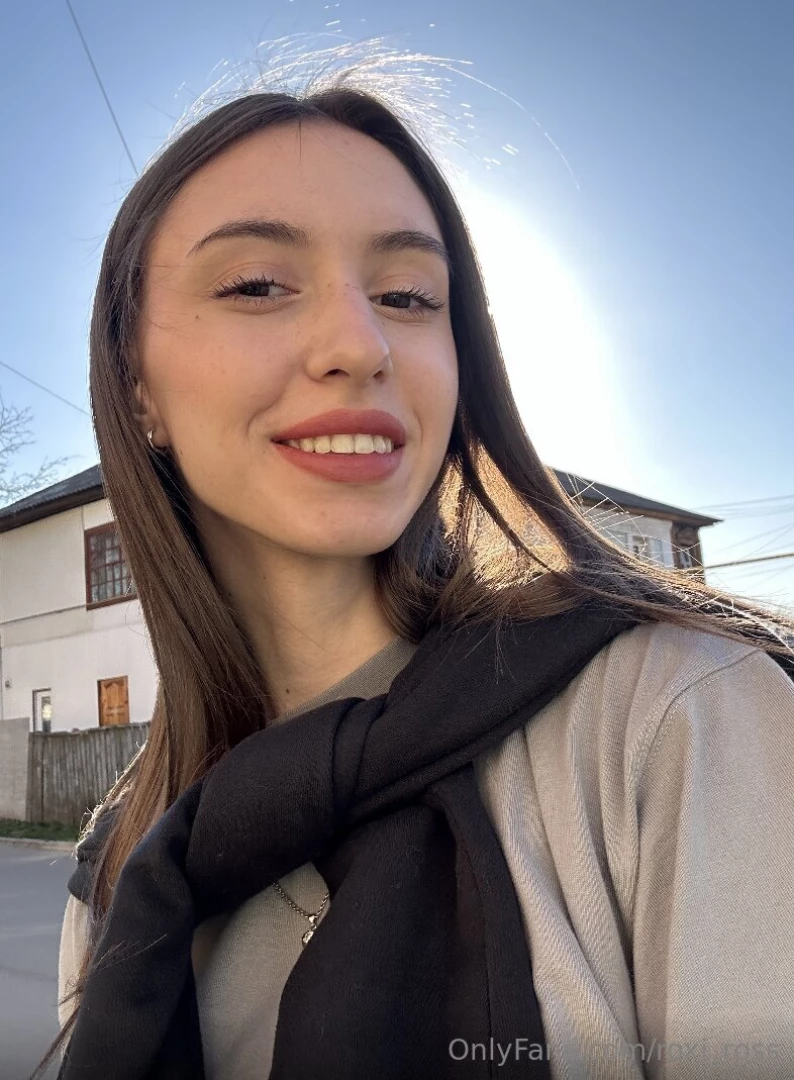 Hot girl iisabella_love this innocent cutie iisabella_love loves to part 544 