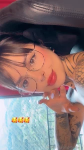 Holaaa si vas a jmaybe_e podr s encontrar subs gratis