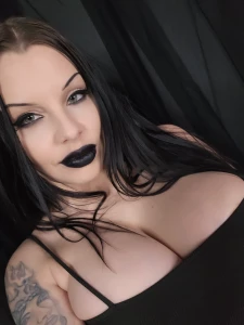 I am back at it today i will be live on the cam site until 6pm est