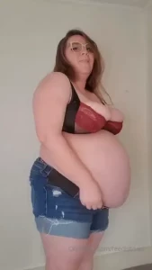 New clip coming wednesday 9 months pregnant amp mommy outgrew all of