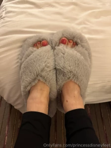 Snuggle sweaty slipper feet i can still stamp on you though