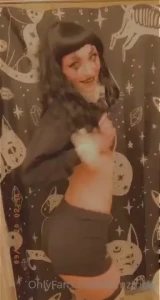 Spread my clown ass hehe watch the videos