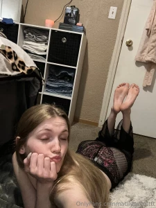 A couple more pics in the pose part 3