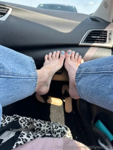 Baby blue toes part 16