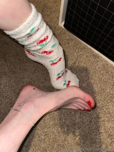 Here is a red bundle for all of my red toe lovers part 6