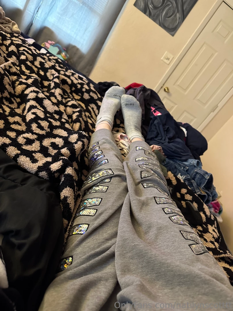 Gray nike crew socks because it s too cold here part 32 