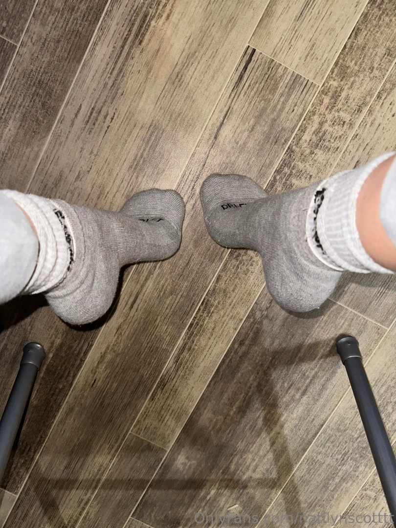 Gray nike crew socks because it s too cold here part 33 