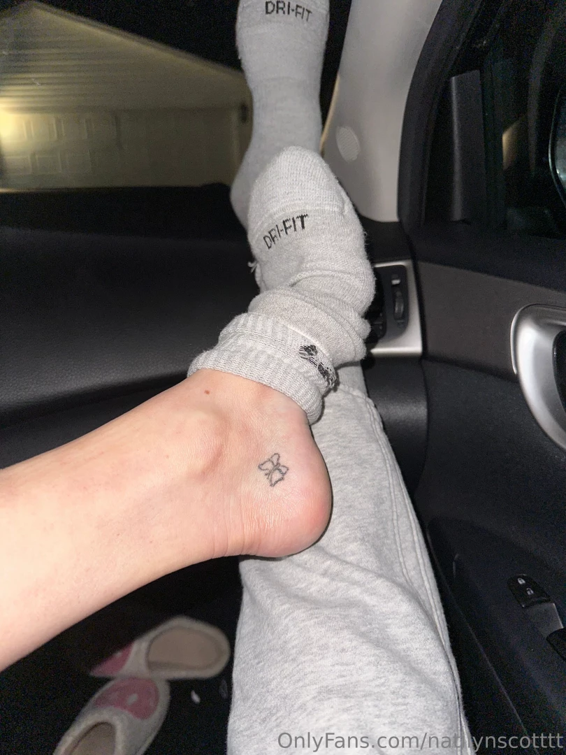 Gray nike crew socks because it s too cold here part 21 