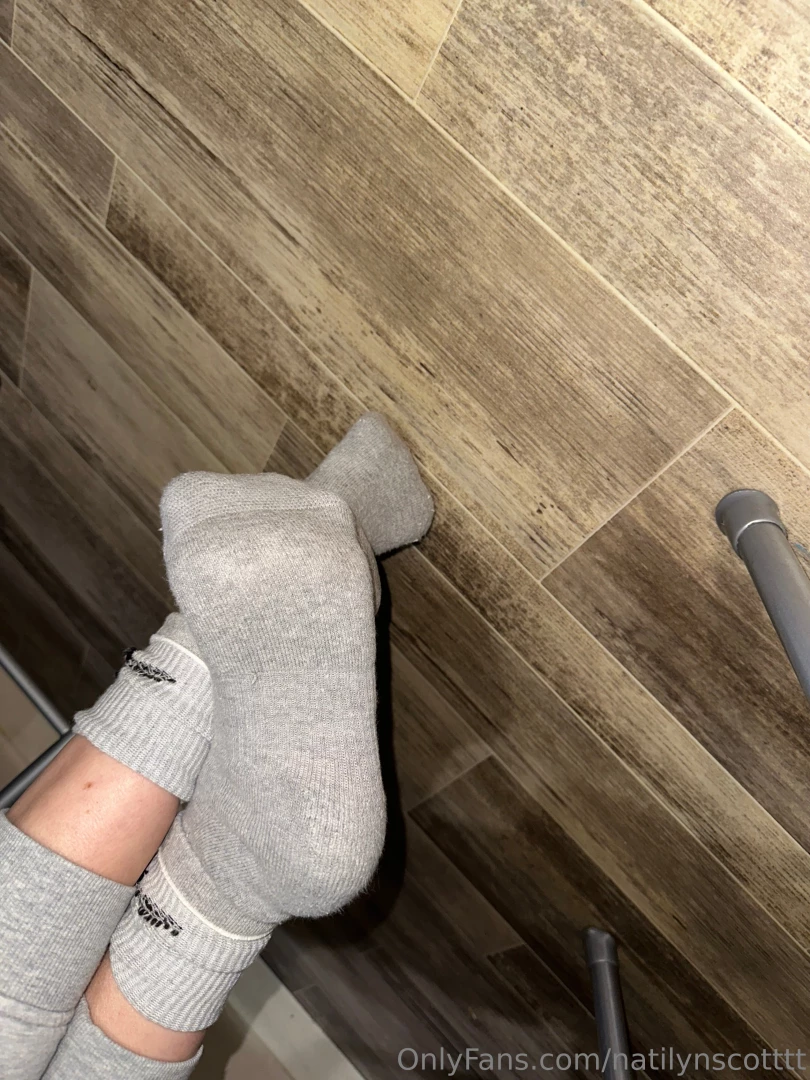 Gray nike crew socks because it s too cold here part 22 