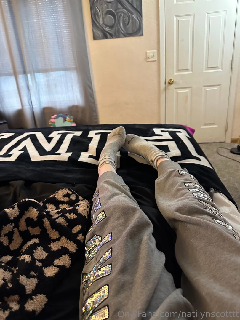 Gray nike crew socks because it s too cold here part 18 