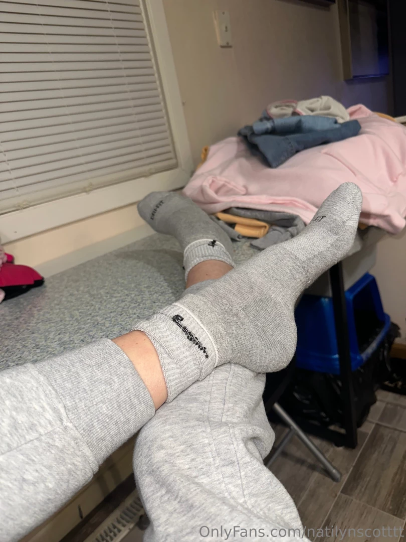 Gray nike crew socks because it s too cold here part 24 