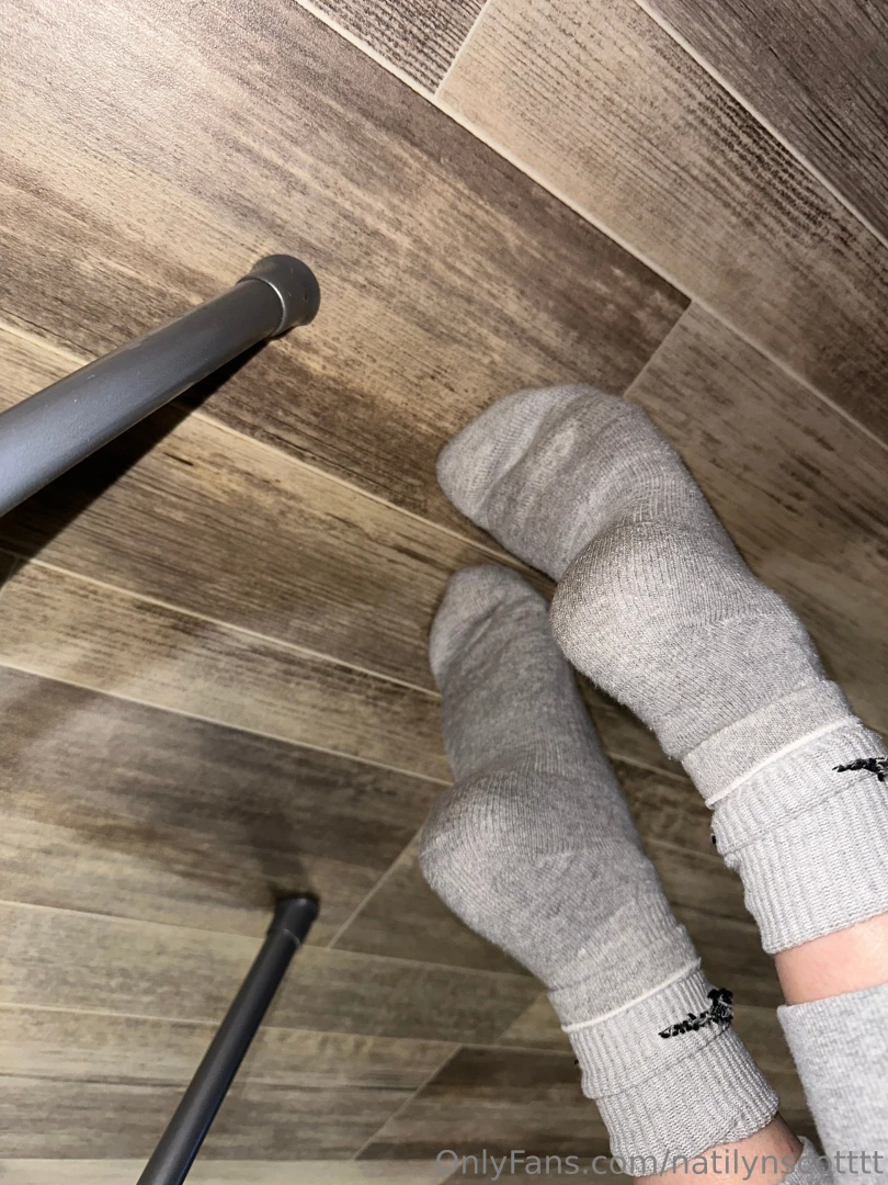Gray nike crew socks because it s too cold here part 31 
