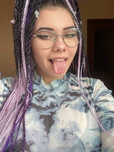 Maybe you don t know but i wearing a glasses when i m at home when i part 4