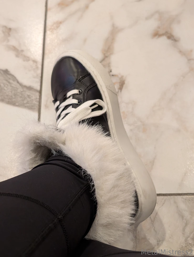 Waiting for dinner and it s finally chilly enough to break out the 