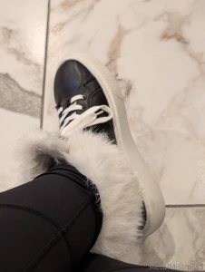 Waiting for dinner and it s finally chilly enough to break out the