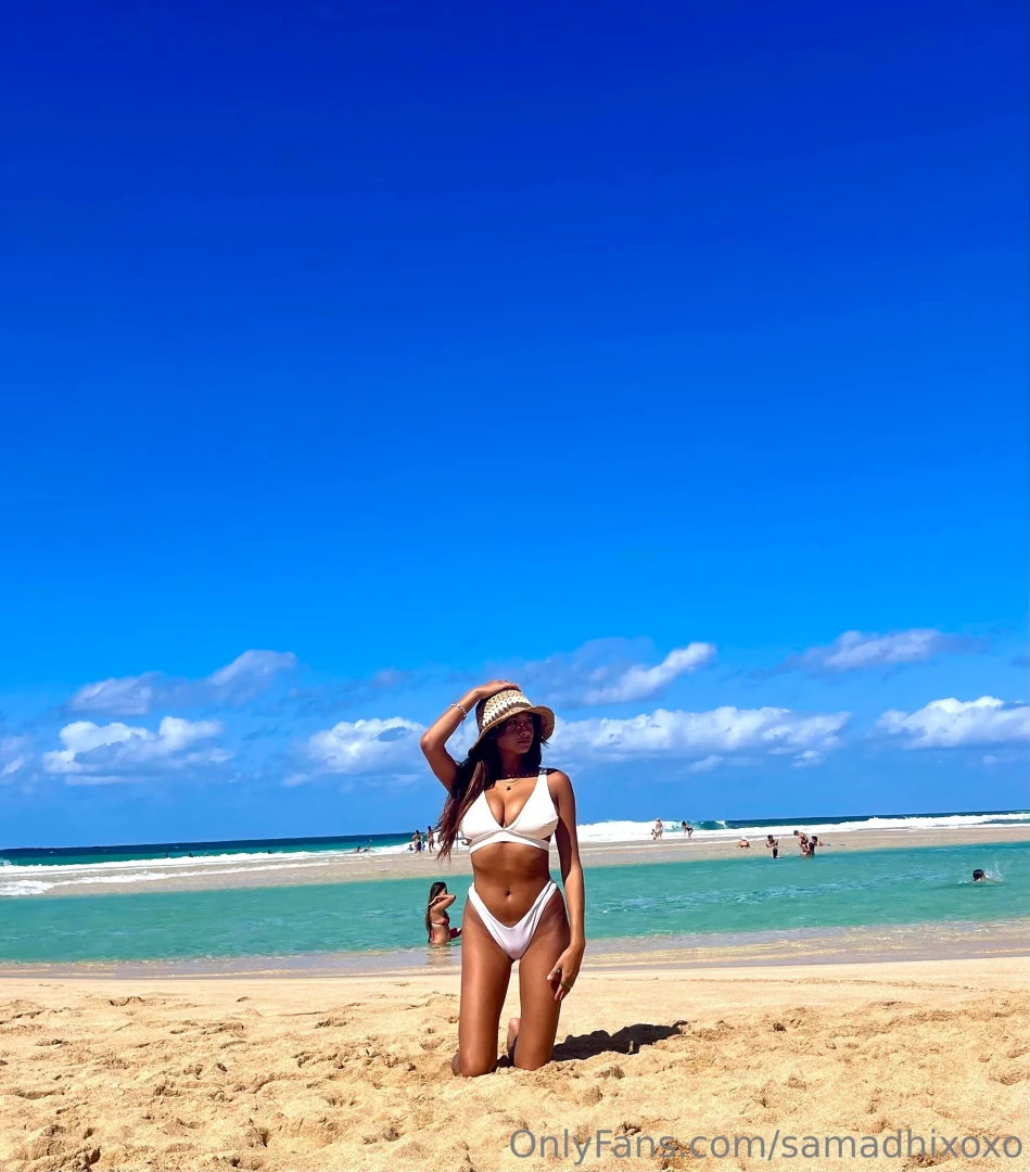 Take me back to this paradise place 