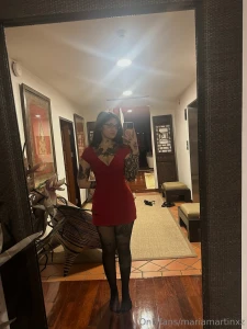 Lady in red part 597