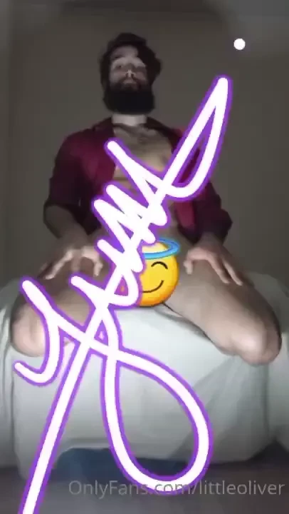 Let s have fun with my cock here i will leave you the complete video 