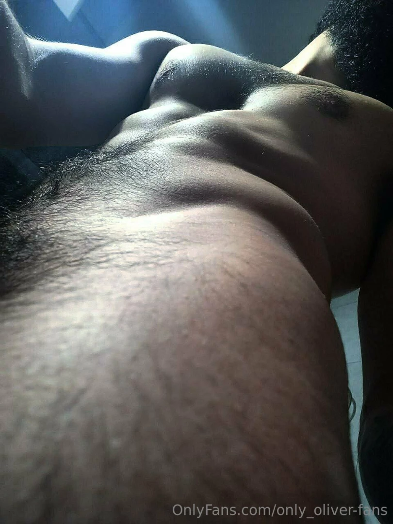 You like my body leave me a tip and i ll give you a free gift 