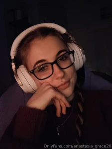 Can you give me a kiss on my forehead part 1