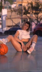 I still can t believe i touched myself so good on an outdoor part 1