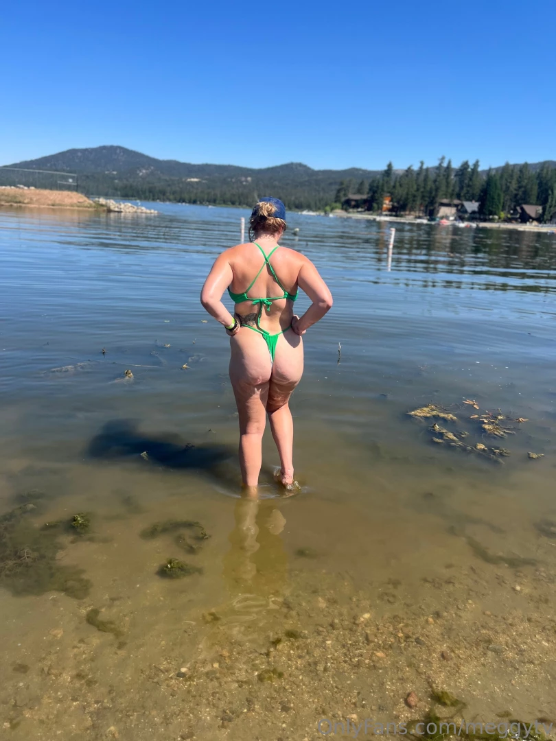 Bikini season is my fav 