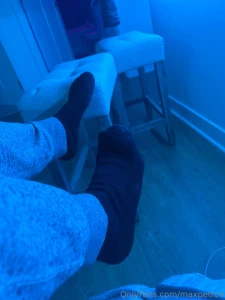 Here s to my feet lovers i take off my day old socks and show you