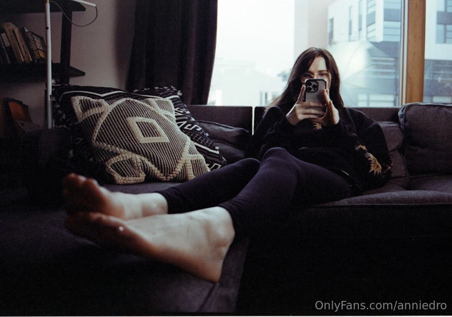 Woke up feeling anxious so heres me in my natural habitat on tiktok part 1 