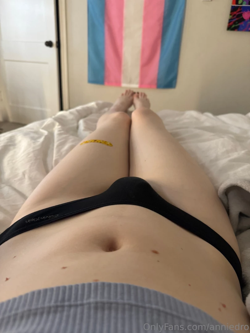 Starting to think some of you think im hot or something 